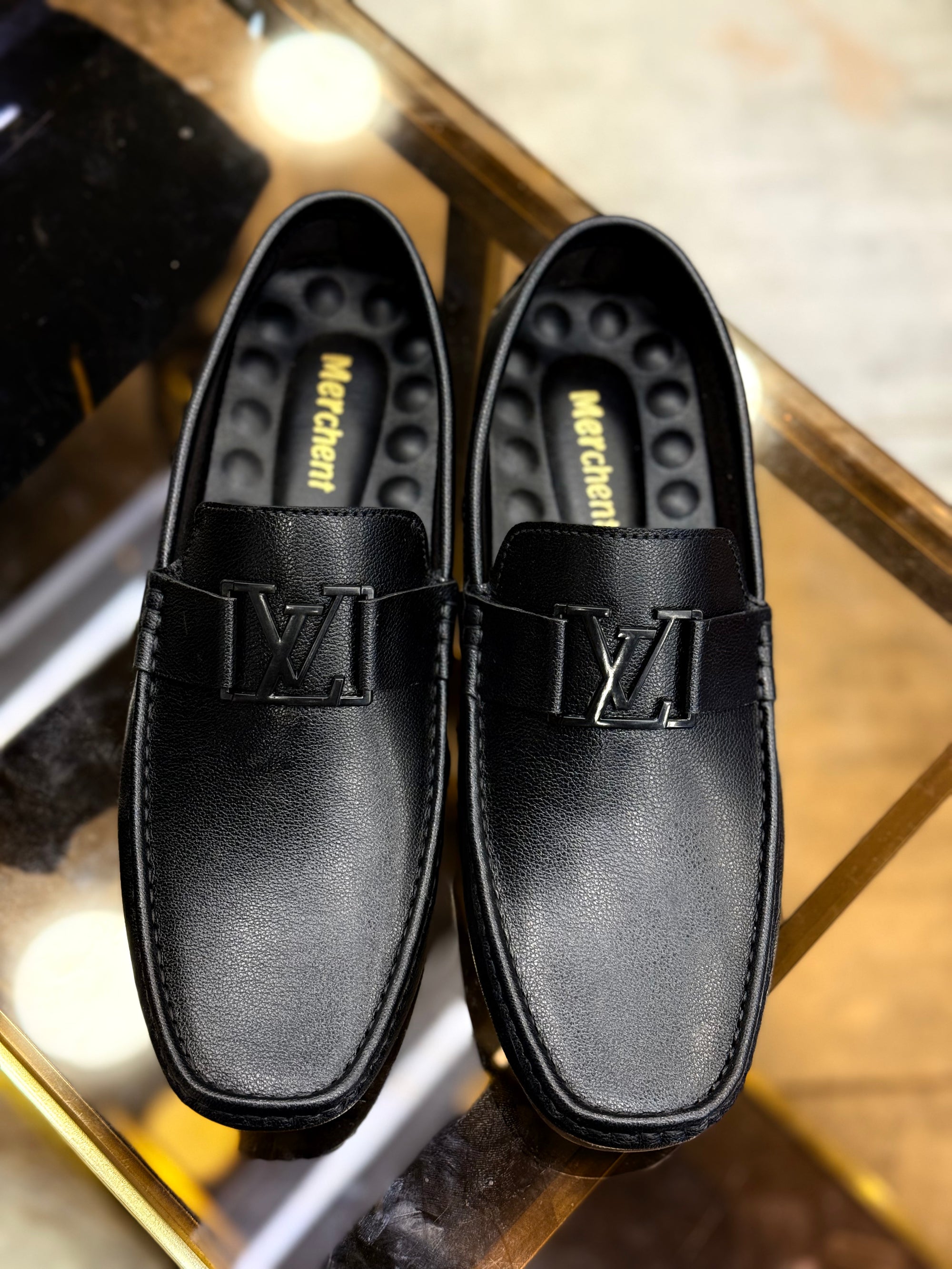 BLACK BUCKLE LOAFER